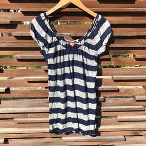 2/$25 | Aritzia T-Shirt